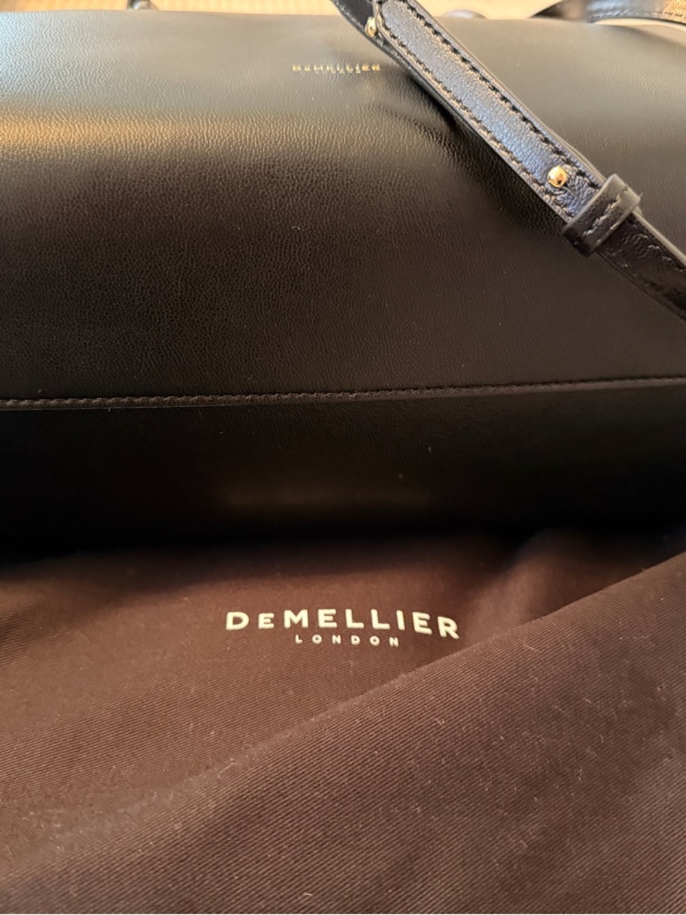 DeMellier - The Midi Stockholm - Black Fine Grain - Picture 8 of 14